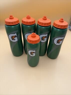 Gatorade Squeeze Squirt Sports Water ottles Lot of 5 Green 20oz 30oz Bundle